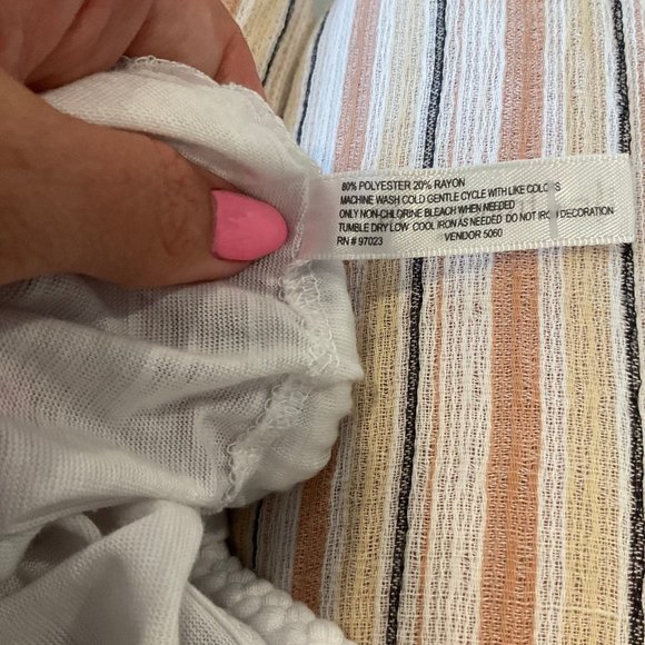 Francescas bride to be coverup - Picture 4 of 4